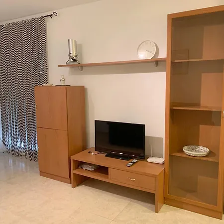 Guest house In - For 4-5 People 70 M From The Beach *