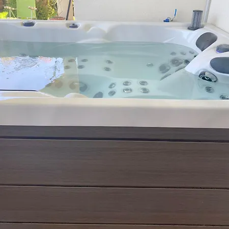 Guest house In - For 4-5 People 70 M From The Beach