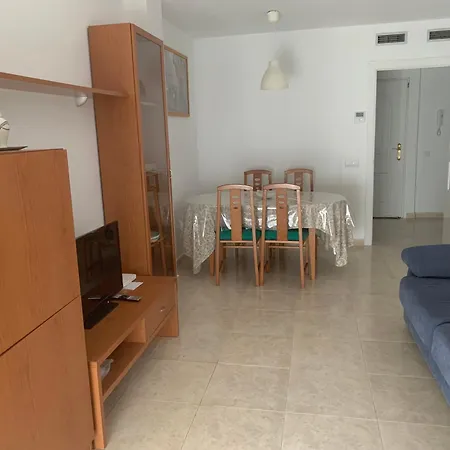 In - For 4-5 People 70 M From The Beach Miami Playa