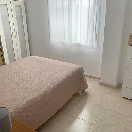 Guest house In - For 4-5 People 70 M From The Beach Miami Playa
