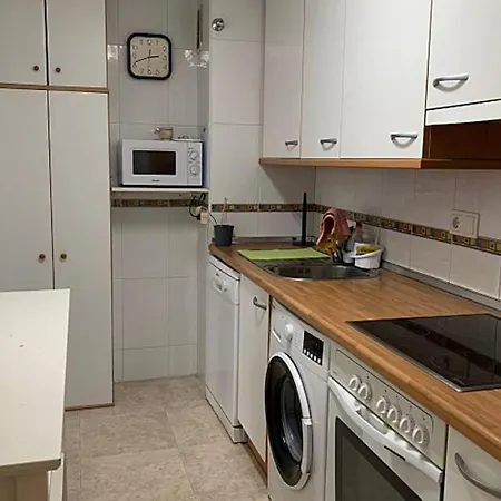 Guest house In - For 4-5 People 70 M From The Beach